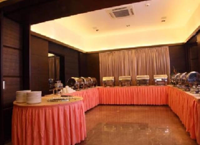 Best Western Jubilee Ridge Hyderabad Exterior foto